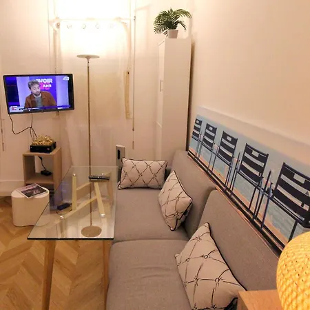 Near Forum Grimaldi And Beach. Bnbrickeys. Apartamento Mónaco